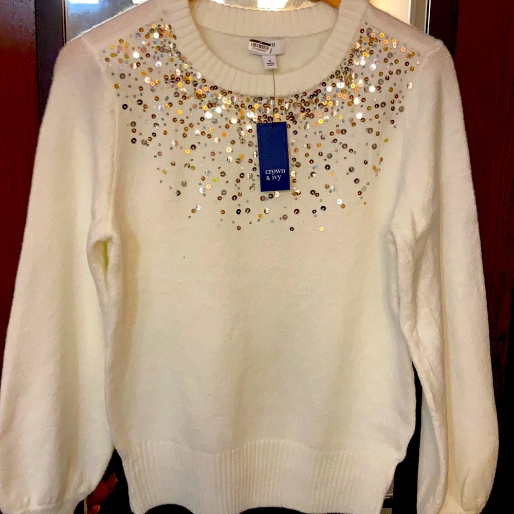 Brand New Crown & Ivy Sweater